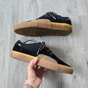 Globe x AppleYard | Mahalo Plus black suede low-top skateboard sneakers | MENS 9